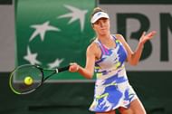 Elina Svitolina hits a forehand